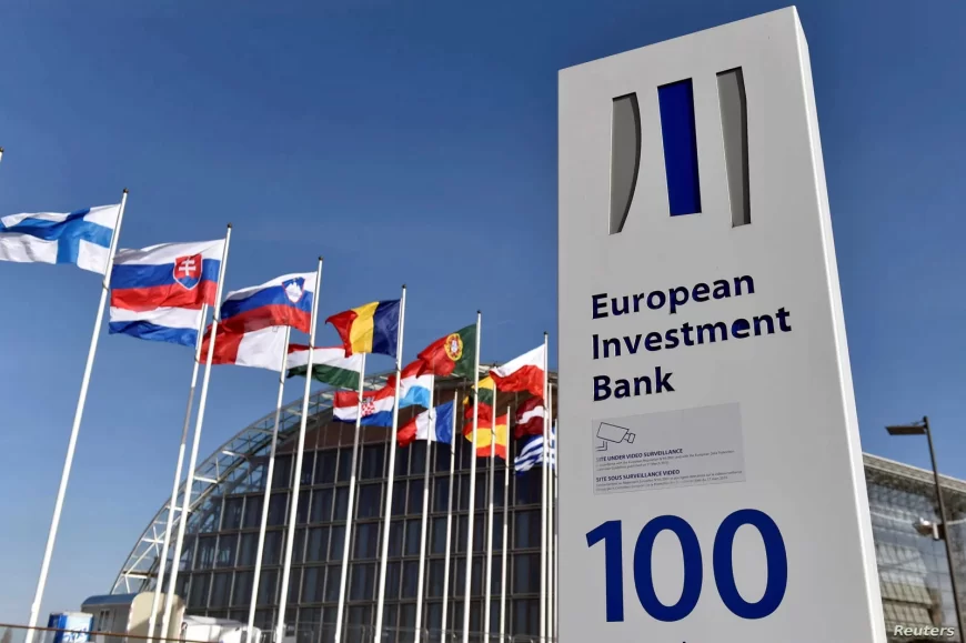 العامور يبحث مع البنك الأوروبي لإعادة الإعمار والتنمية والحكومة البريطانية دعم الاقتصاد الفلسطيني